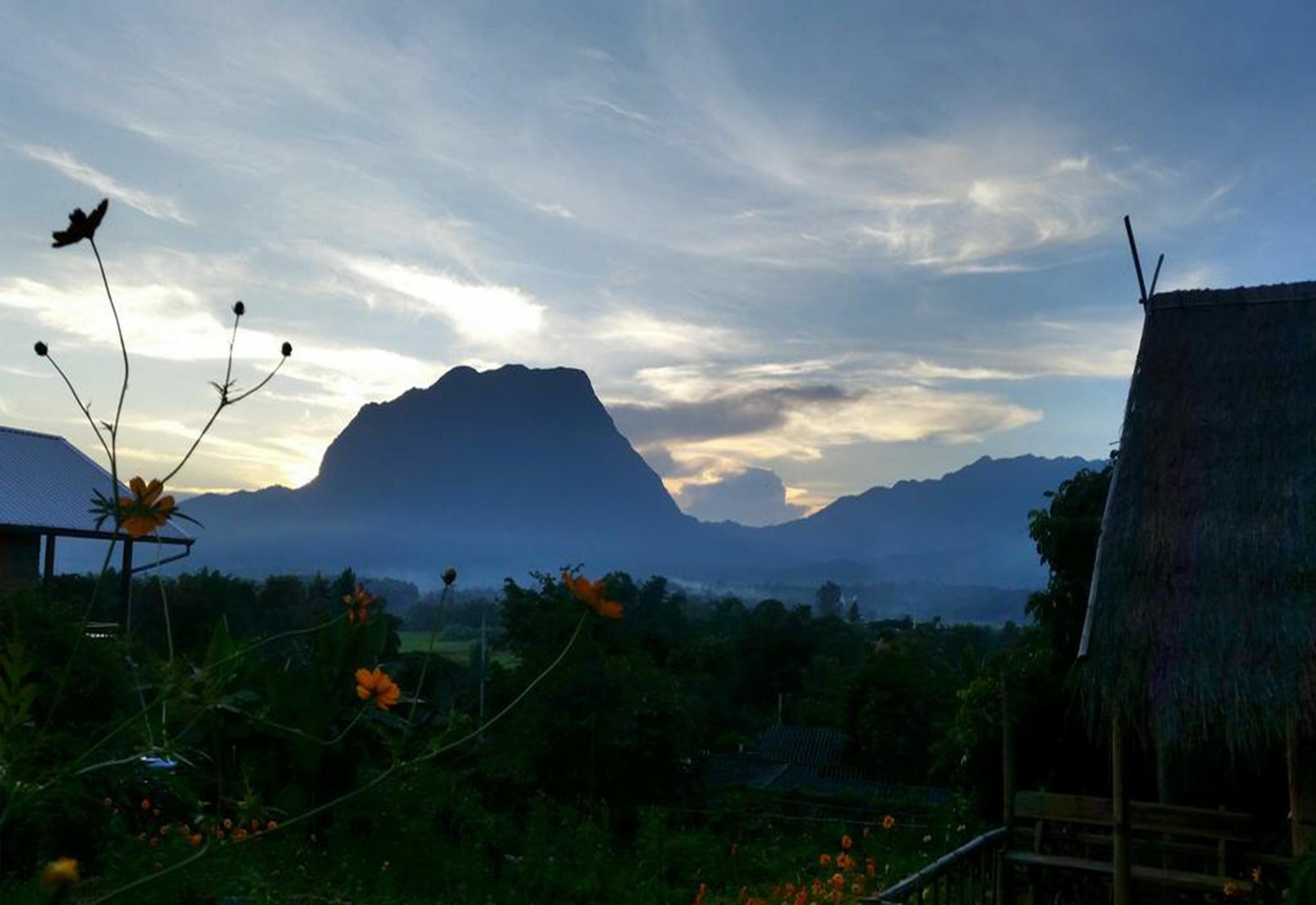 Baan Aingdoi Homestay, Chiang Dao Ngoại thất bức ảnh